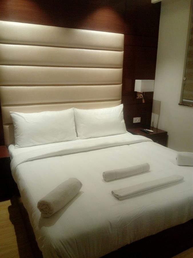 Hotel The Grand Parisian Delhi  Esterno foto
