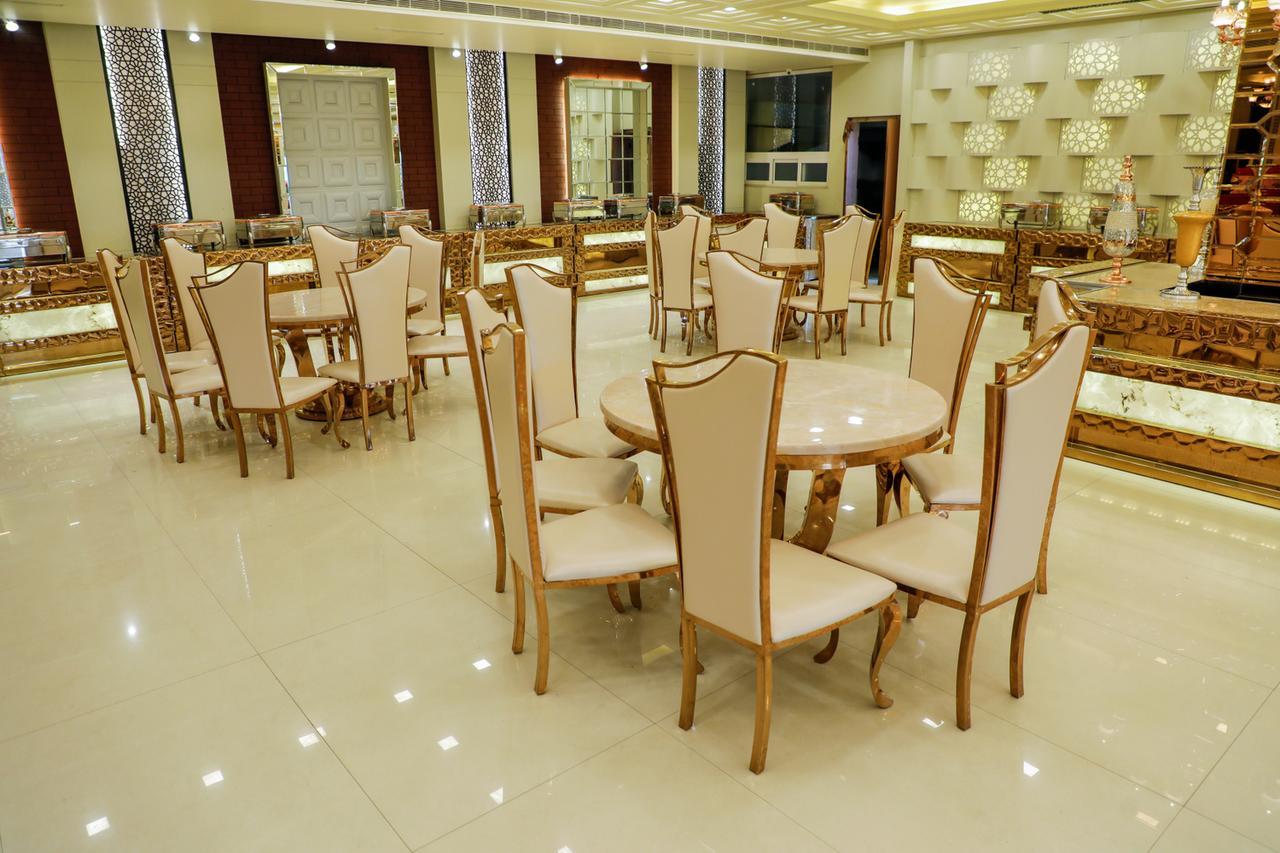 Hotel The Grand Parisian Delhi  Esterno foto