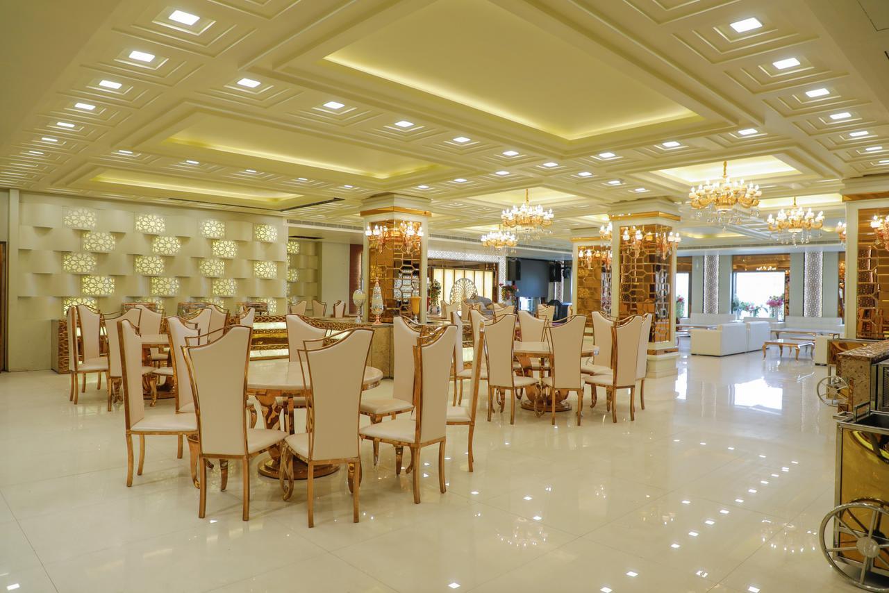 Hotel The Grand Parisian Delhi  Esterno foto